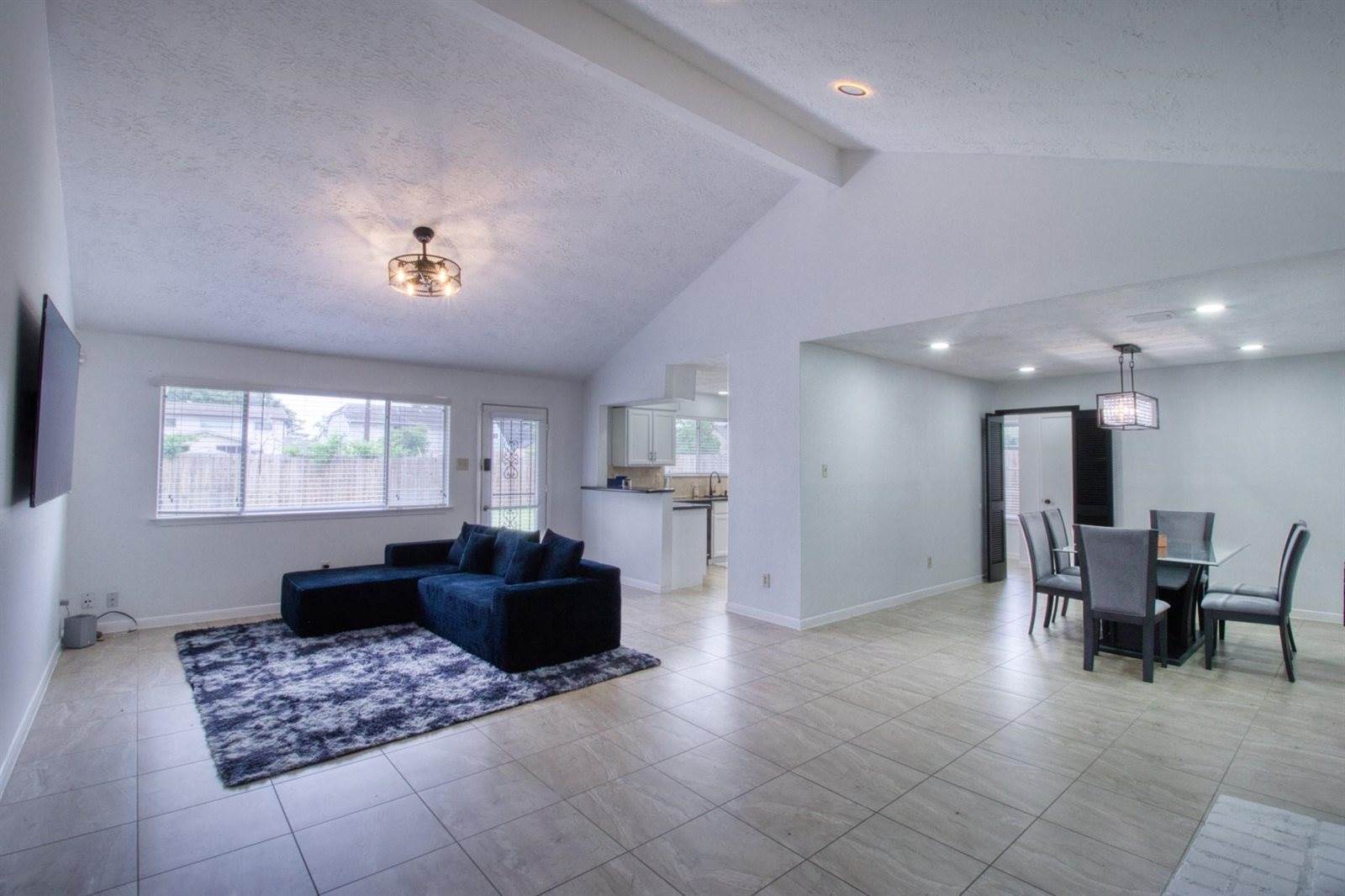 16419 Lost Quail Drive, Houston, TX 77489