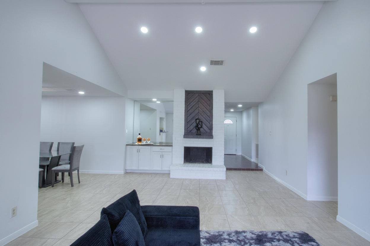 16419 Lost Quail Drive, Houston, TX 77489