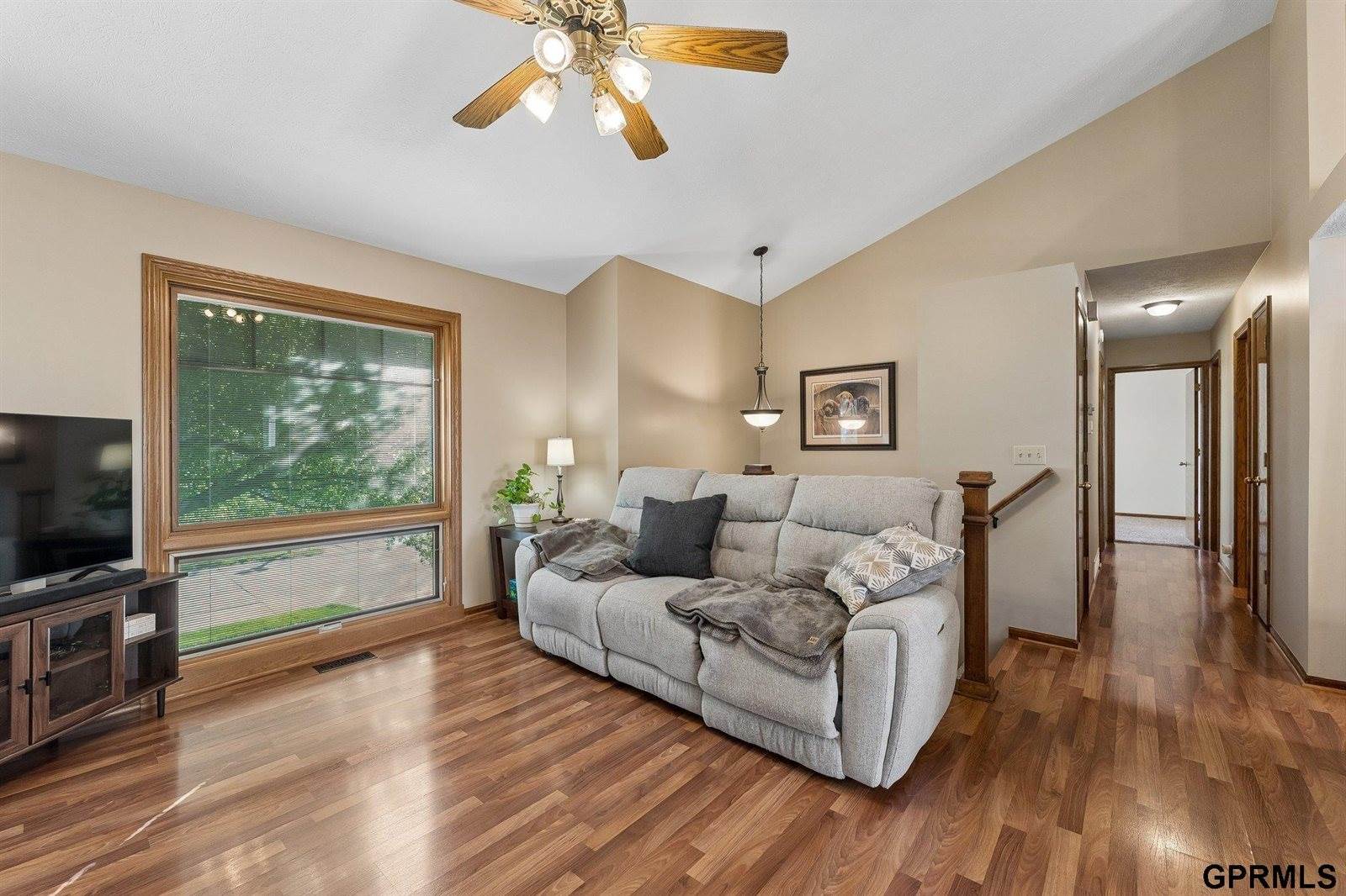 15231 Ontario Street, Omaha, NE 68144