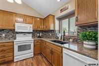 Listing Photo 8