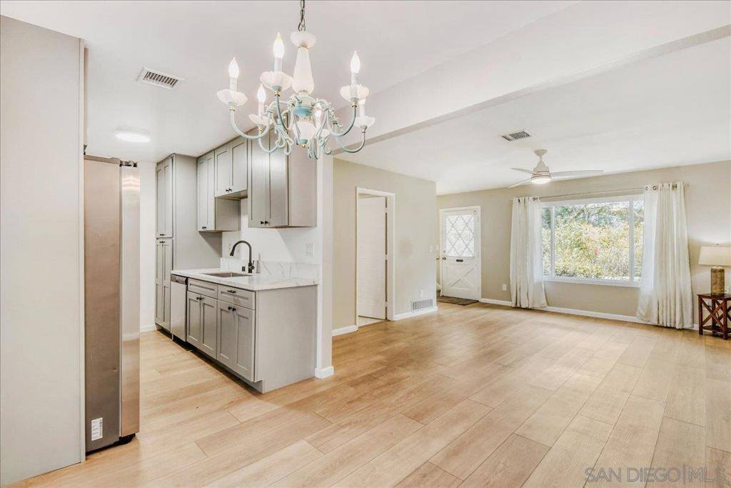 4750 70th St, La Mesa, CA 91942