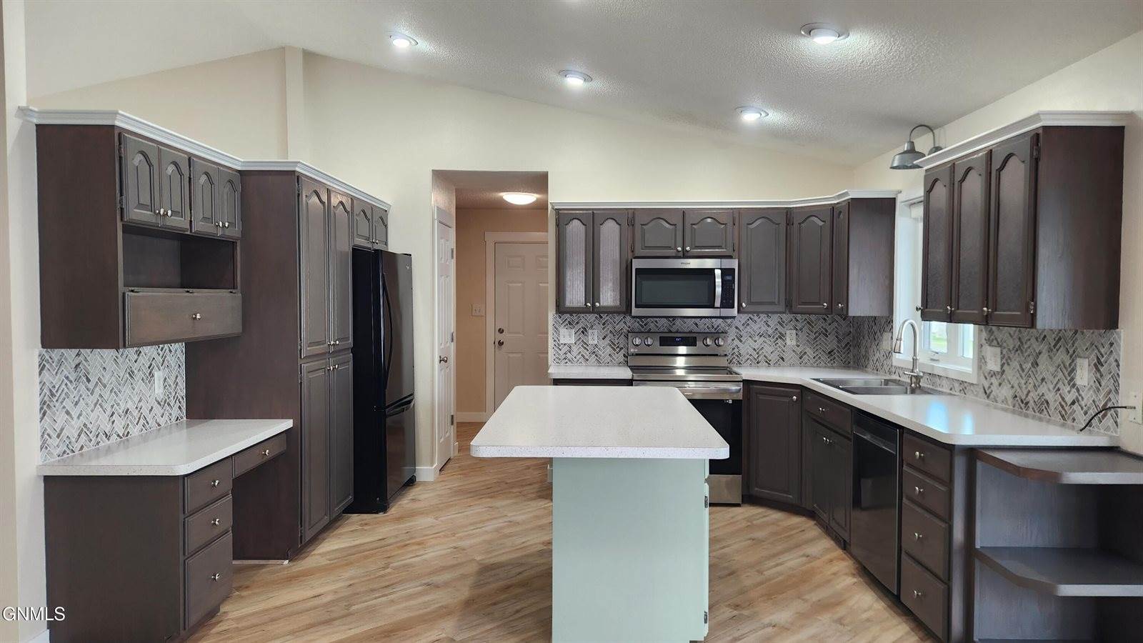2630 Henry Street, Bismarck, ND 58503