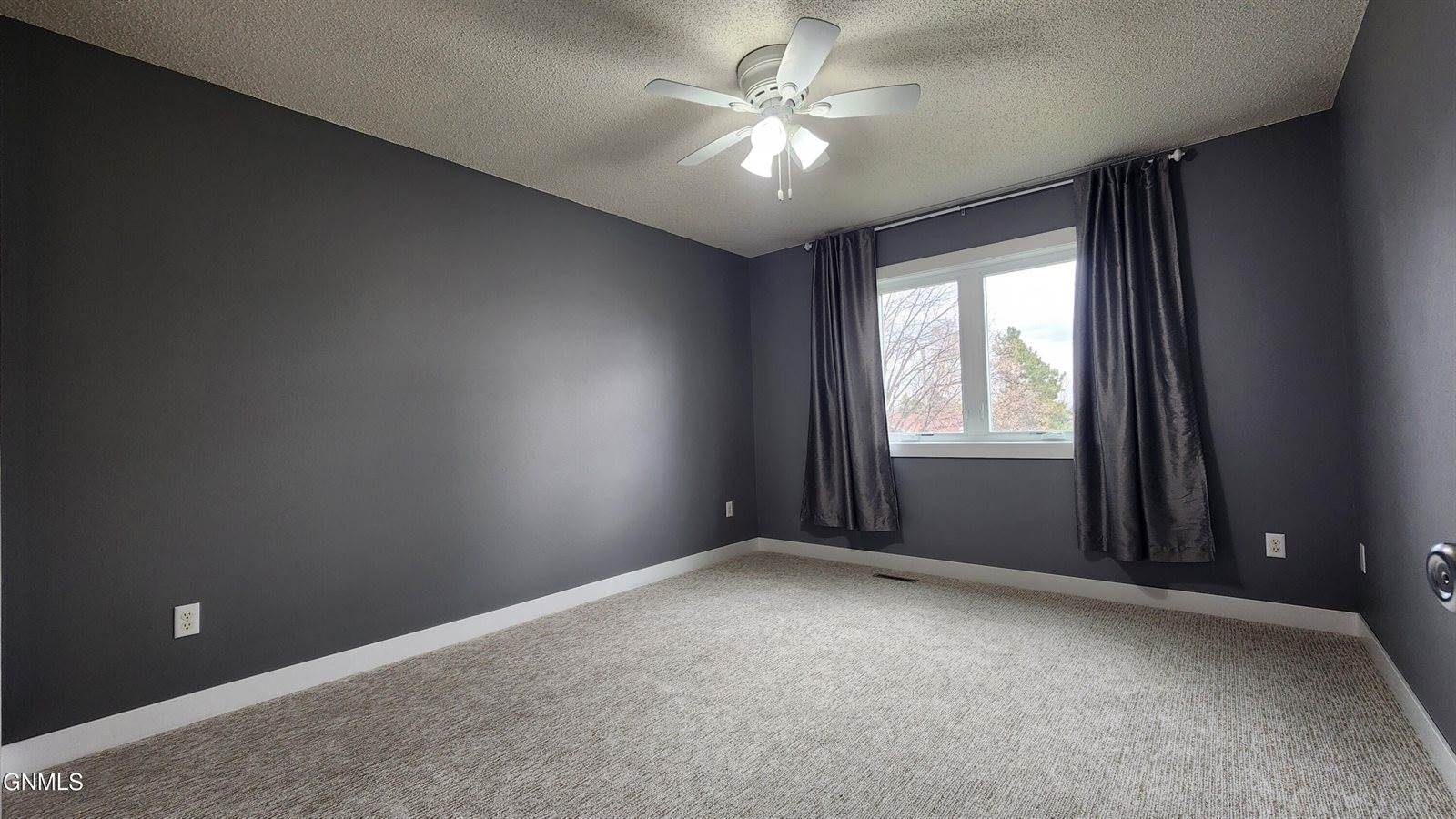 2630 Henry Street, Bismarck, ND 58503