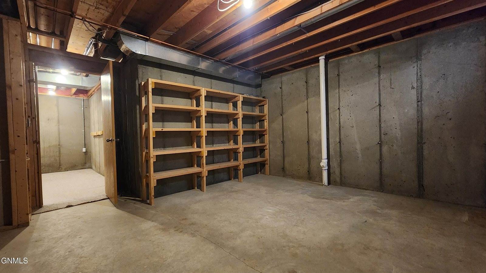 2630 Henry Street, Bismarck, ND 58503