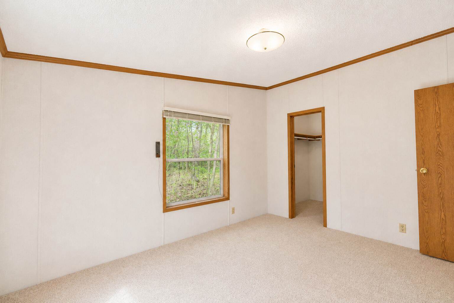 2900 Pointer Drive, Saginaw, MI 48609