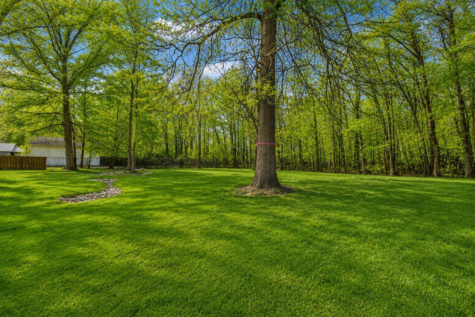 2900 Pointer Drive, Saginaw, MI 48609