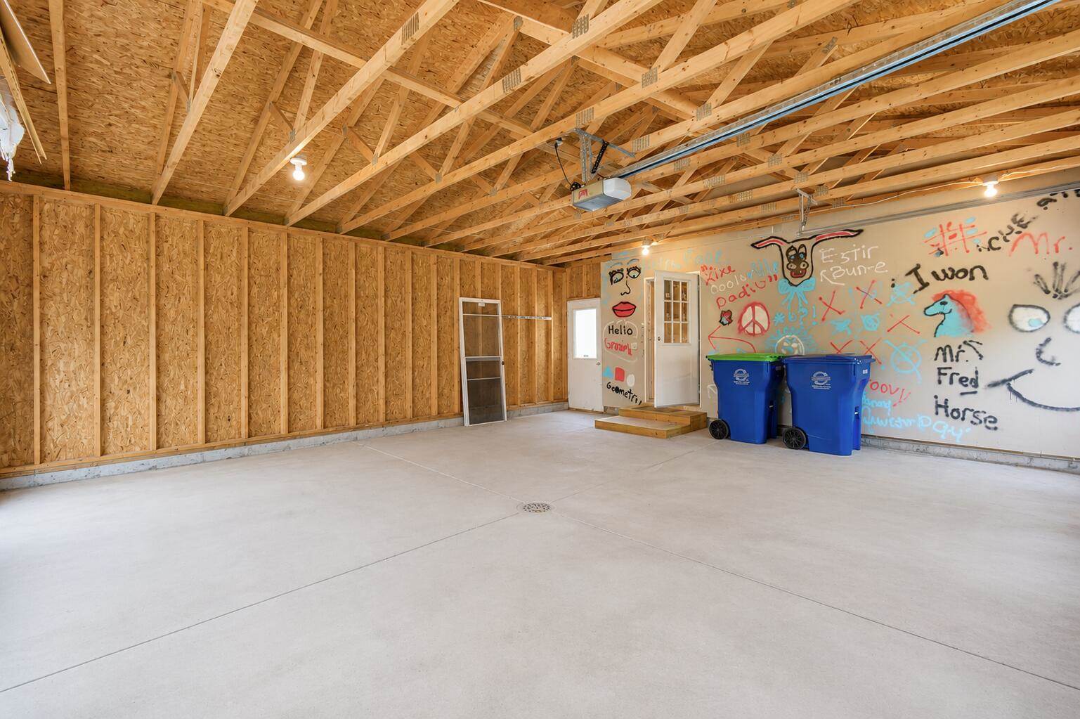 2900 Pointer Drive, Saginaw, MI 48609
