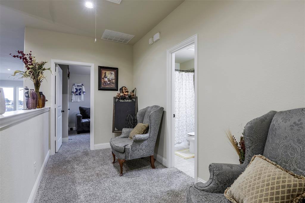 2701 Elmwood Drive, Burleson, TX 76028