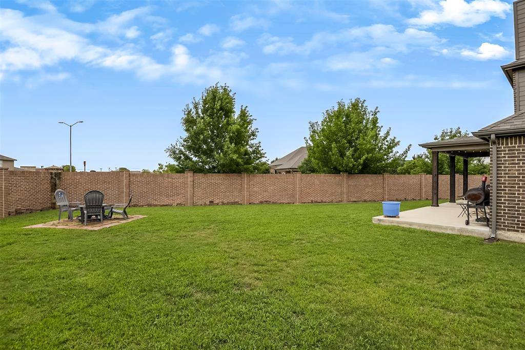 2701 Elmwood Drive, Burleson, TX 76028