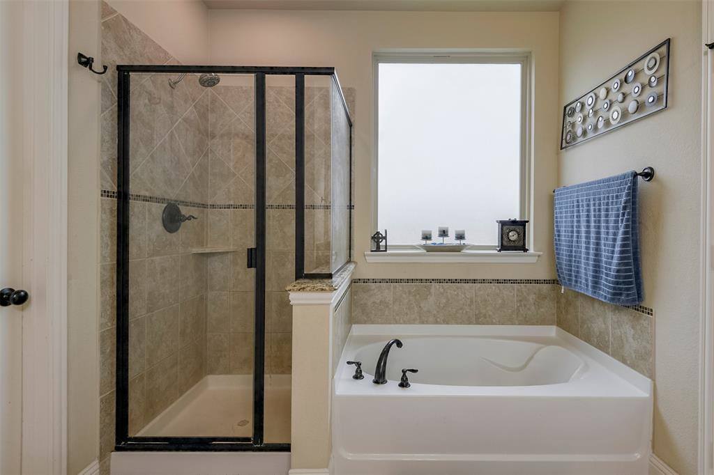2701 Elmwood Drive, Burleson, TX 76028
