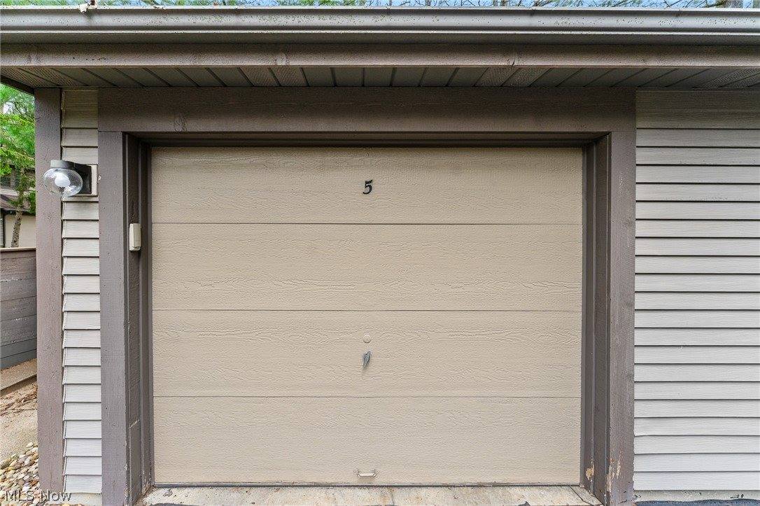 1303 Red Tail Hawk Court, Boardman, OH 44512