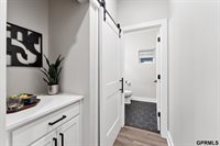 1911 Dahlman Rows Plaza, Omaha, NE 68108