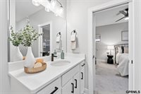 1911 Dahlman Rows Plaza, Omaha, NE 68108