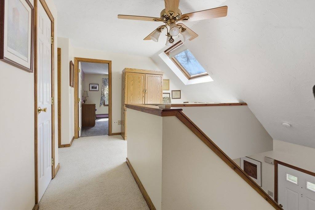 19 Mockingbird Ln, Maynard, MA 01754