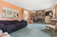 19 Mockingbird Ln, Maynard, MA 01754