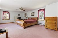 19 Mockingbird Ln, Maynard, MA 01754