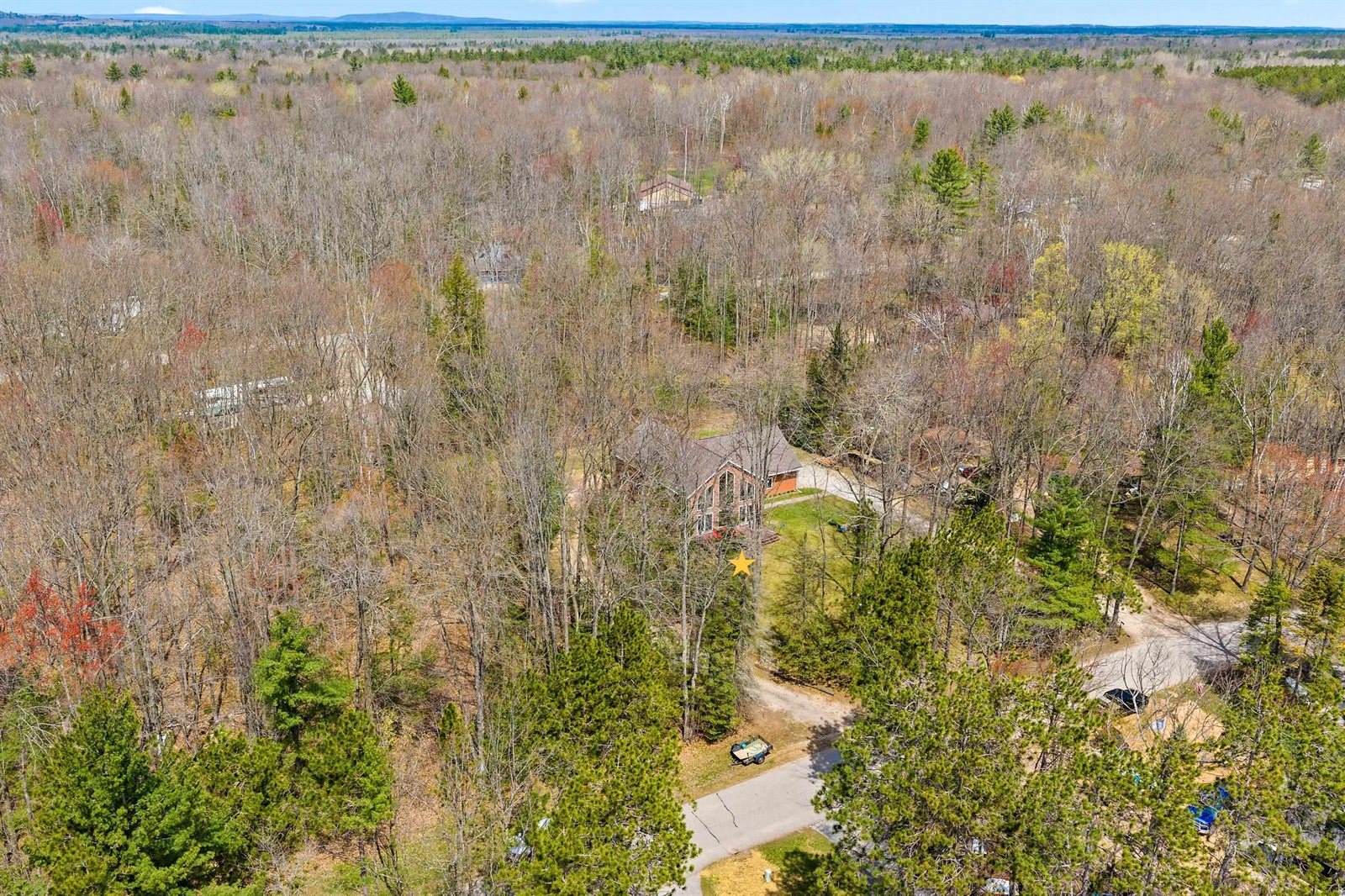9232 West Lake Drive, Pound, WI 54161