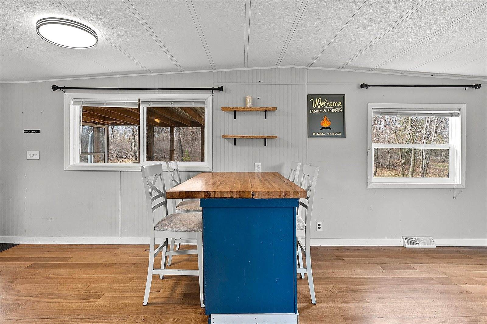 N7240 Acorn Lane, Crivitz, WI 54114