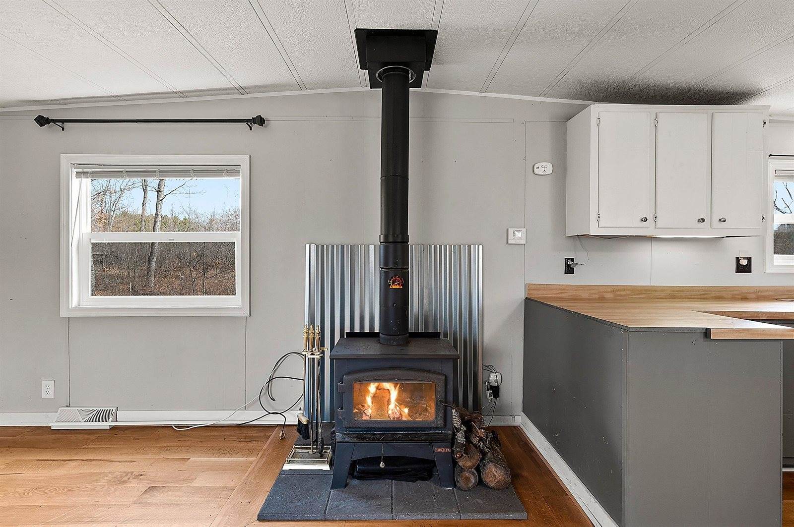 N7240 Acorn Lane, Crivitz, WI 54114