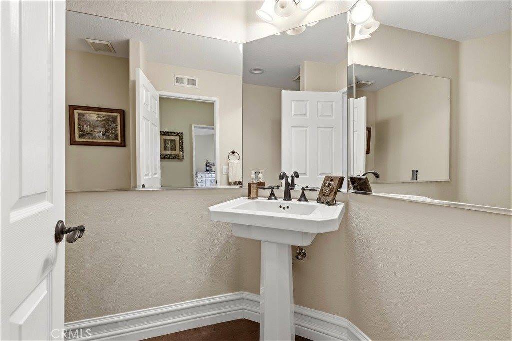 26801 Van Gogh Lane, Valencia, CA 91355
