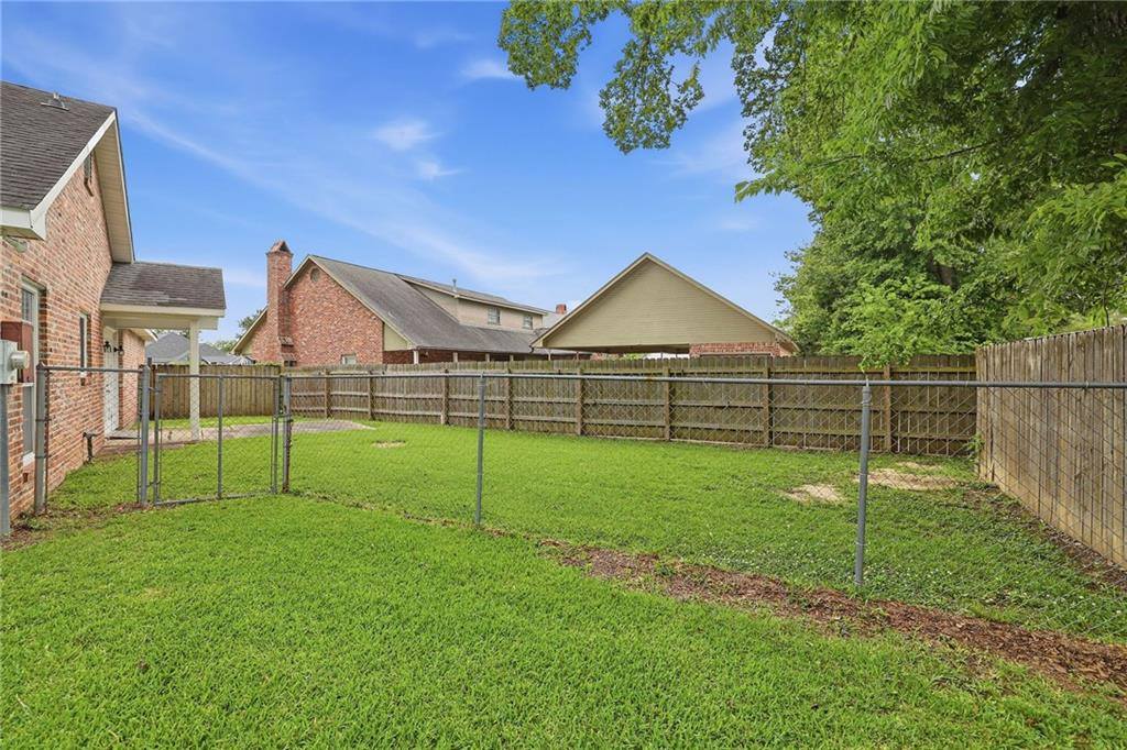 10463 North Carriage House Drive, Baton Rouge, LA 70815