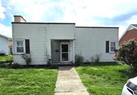 24 Center Circle, Henderson, KY 42420