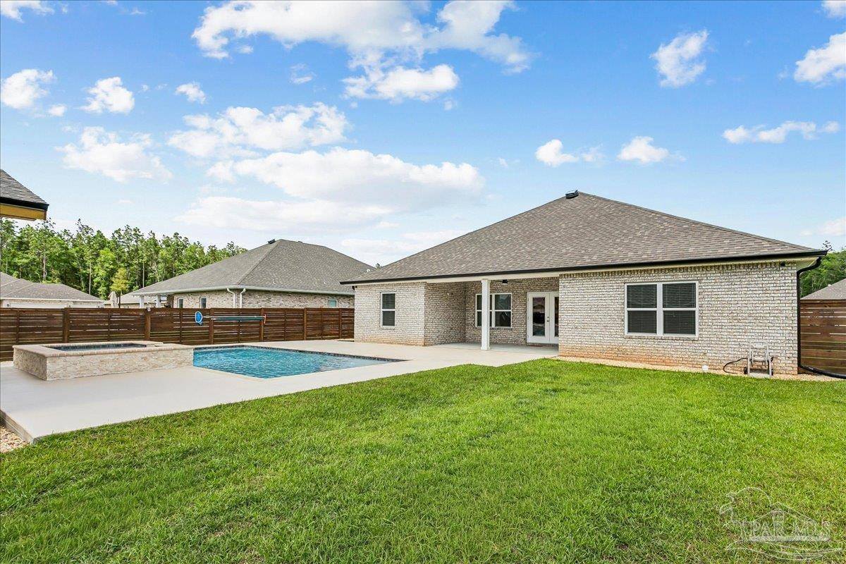 6161 Carson Dr, Milton, FL 32570