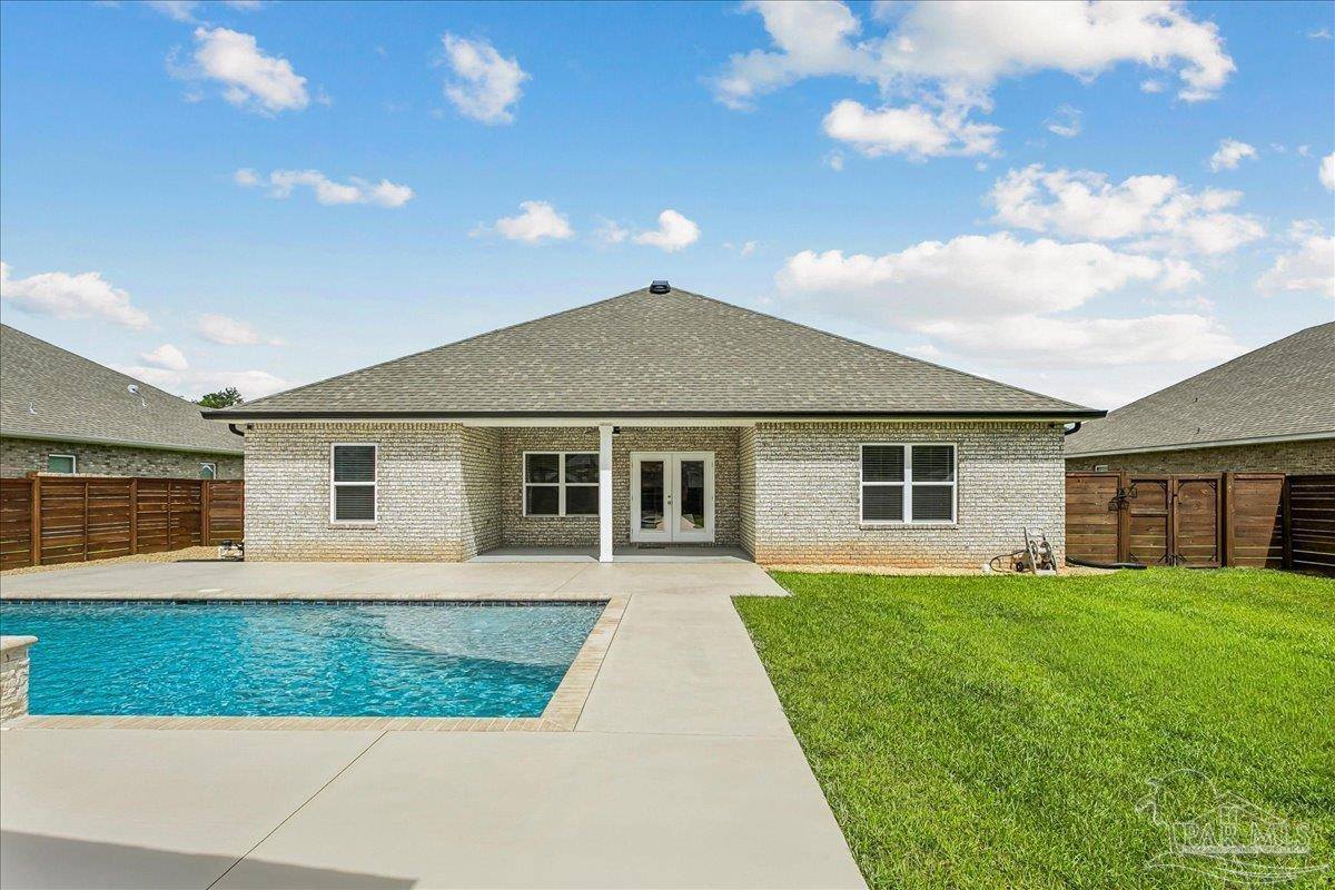 6161 Carson Dr, Milton, FL 32570
