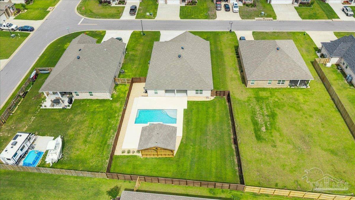 6161 Carson Dr, Milton, FL 32570