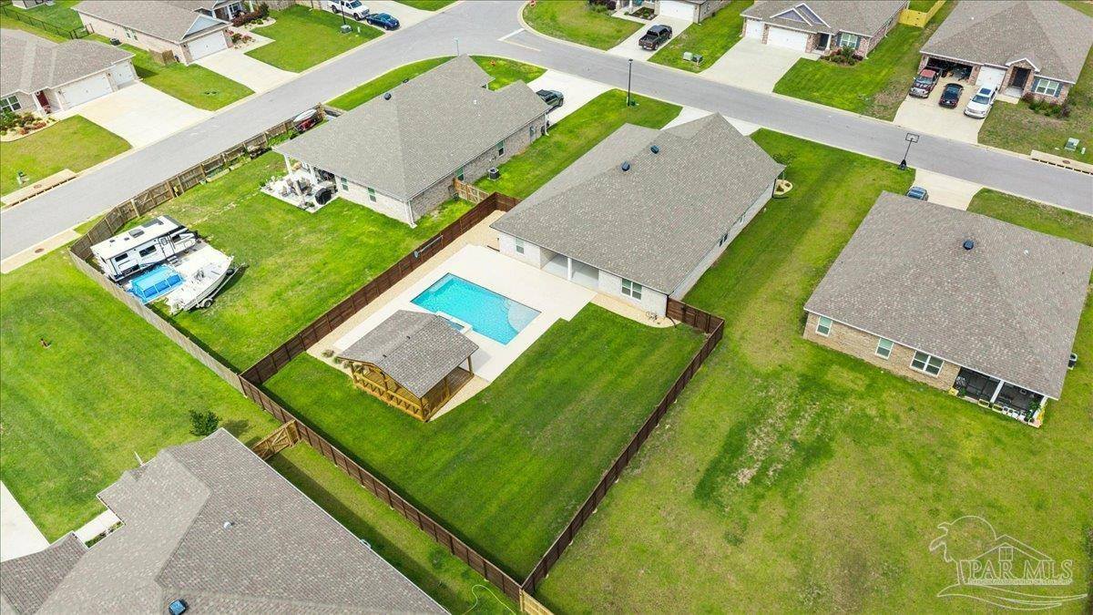 6161 Carson Dr, Milton, FL 32570