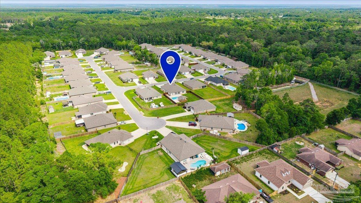 6161 Carson Dr, Milton, FL 32570
