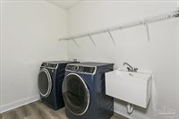 6161 Carson Dr, Milton, FL 32570