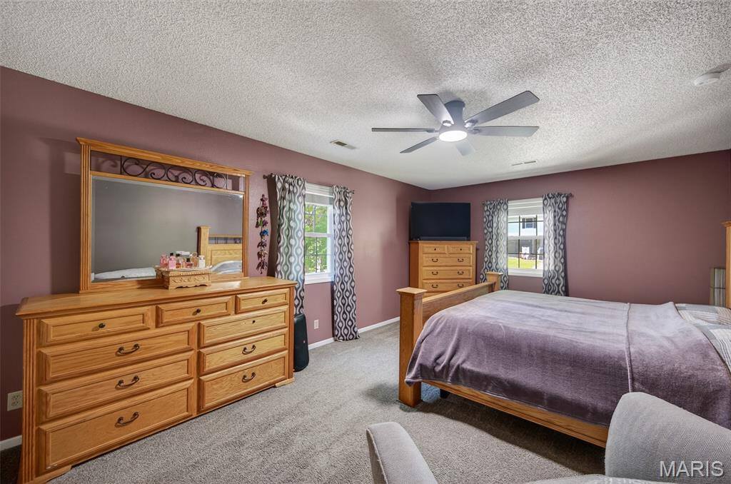 403 Stone Ridge Drive, Waynesville, MO 65583