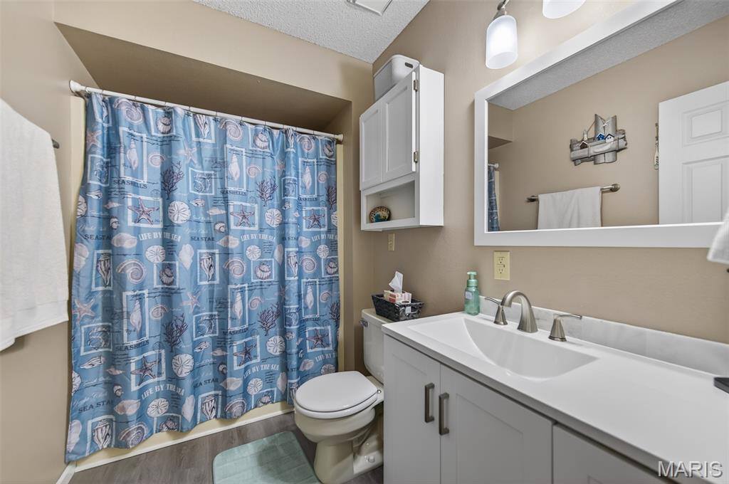 403 Stone Ridge Drive, Waynesville, MO 65583