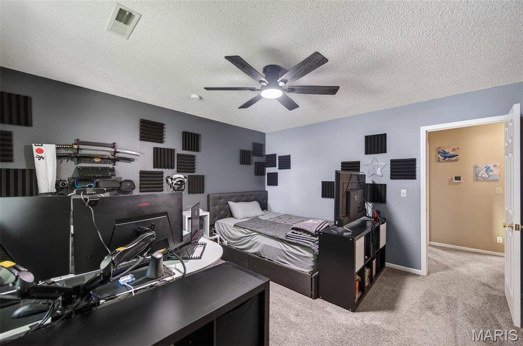403 Stone Ridge Drive, Waynesville, MO 65583