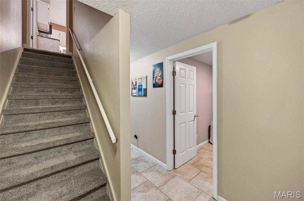 403 Stone Ridge Drive, Waynesville, MO 65583