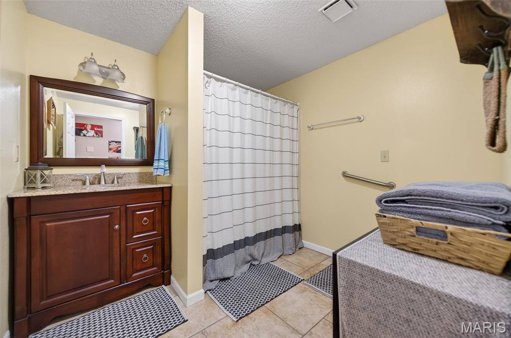 403 Stone Ridge Drive, Waynesville, MO 65583