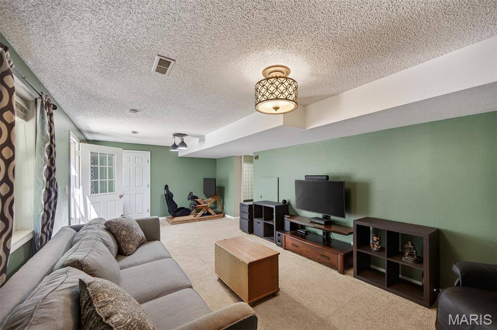 403 Stone Ridge Drive, Waynesville, MO 65583
