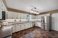 403 Stone Ridge Drive, Waynesville, MO 65583