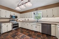 403 Stone Ridge Drive, Waynesville, MO 65583