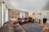 403 Stone Ridge Drive, Waynesville, MO 65583