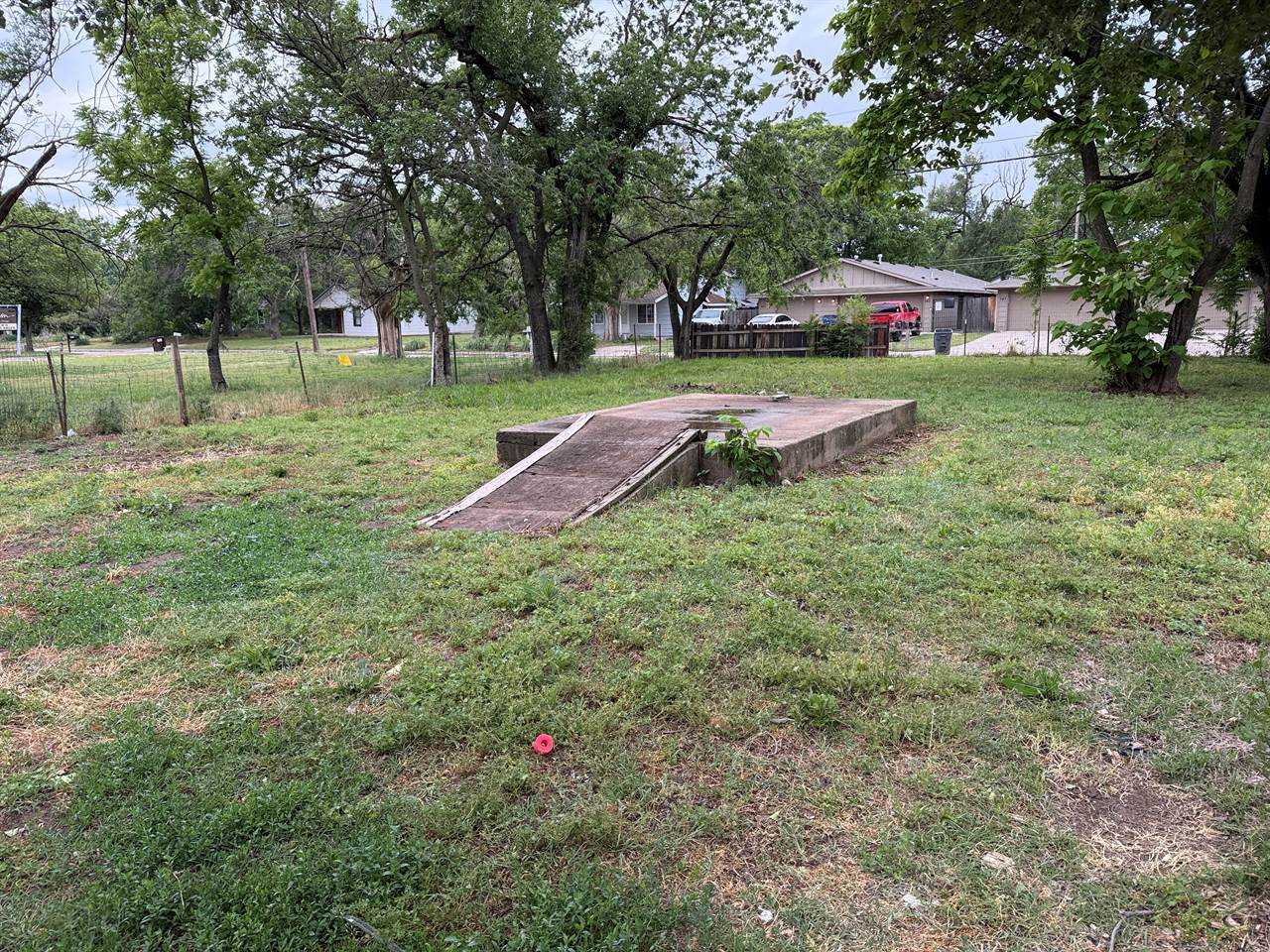 4521 W Newell Ave, Wichita, KS 67212