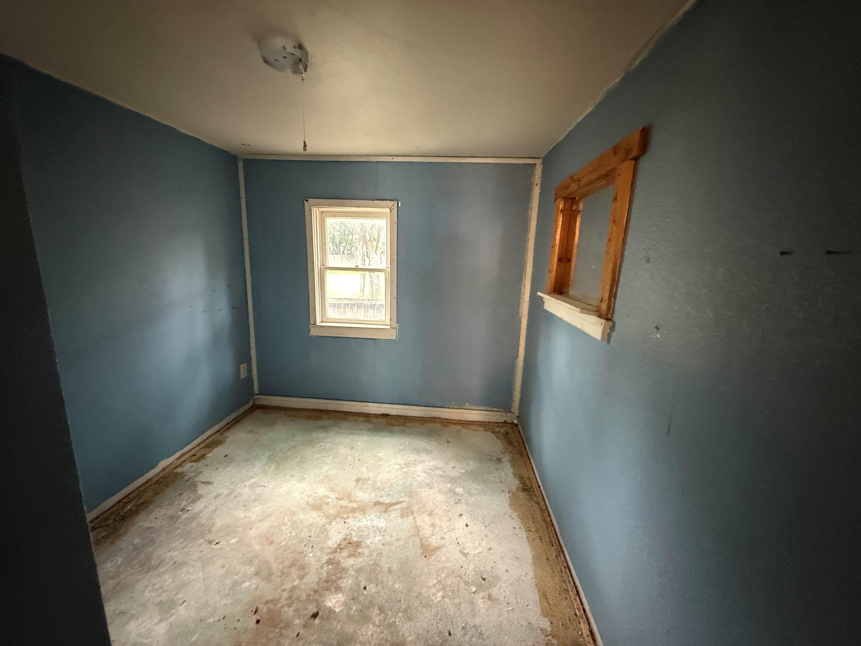 4521 W Newell Ave, Wichita, KS 67212