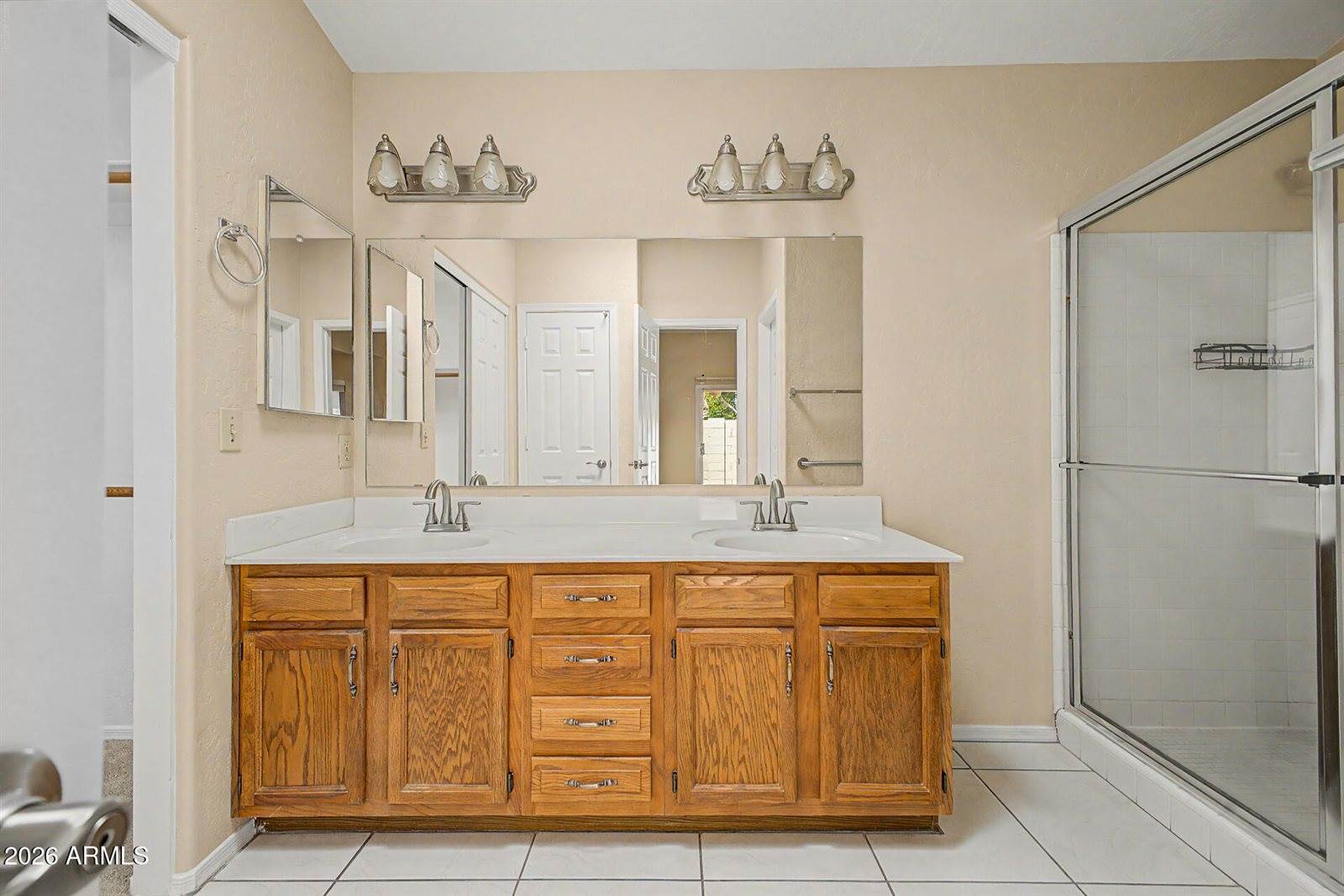 13044 South 46TH Place, Phoenix, AZ 85044