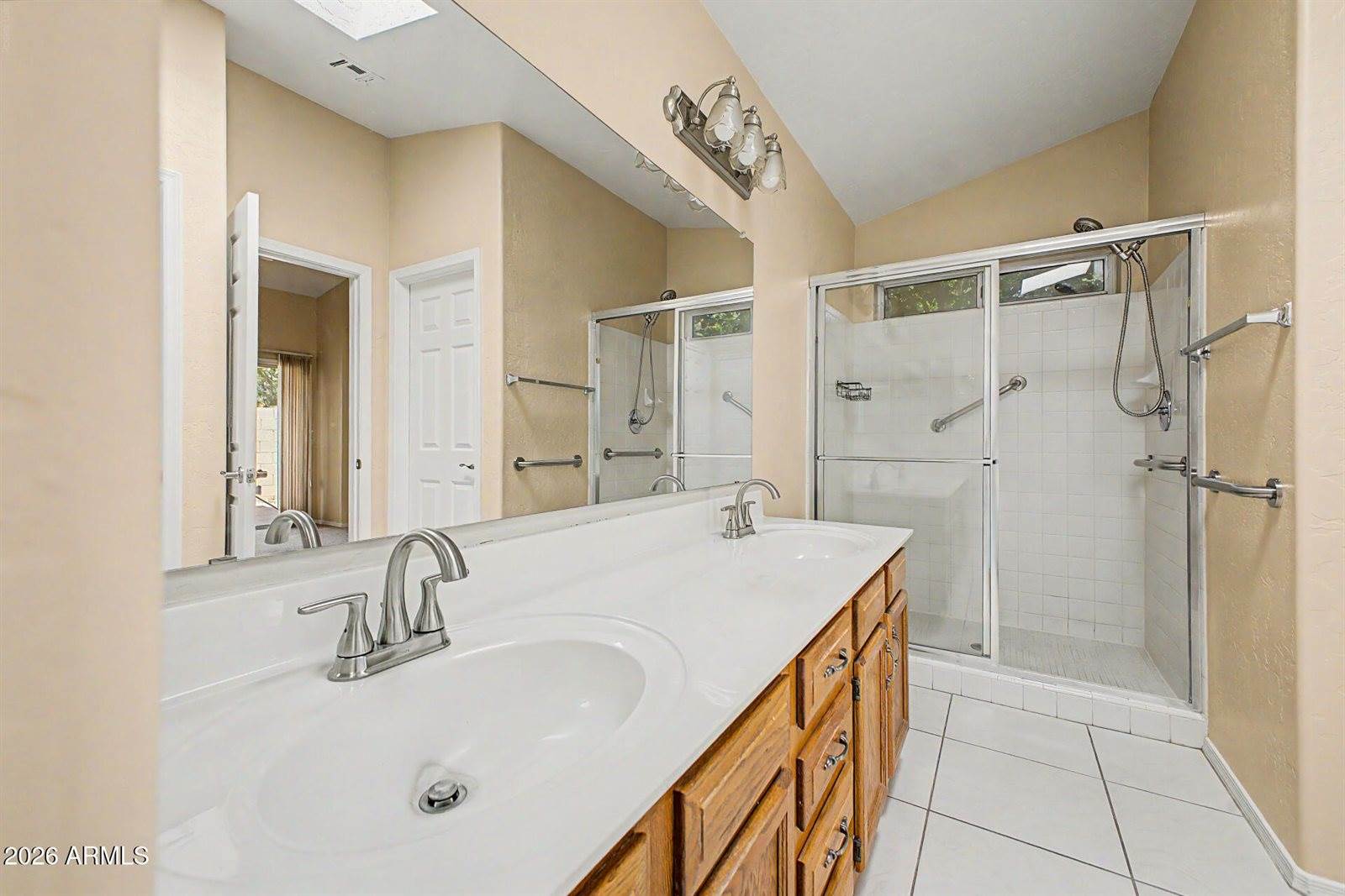 13044 South 46TH Place, Phoenix, AZ 85044