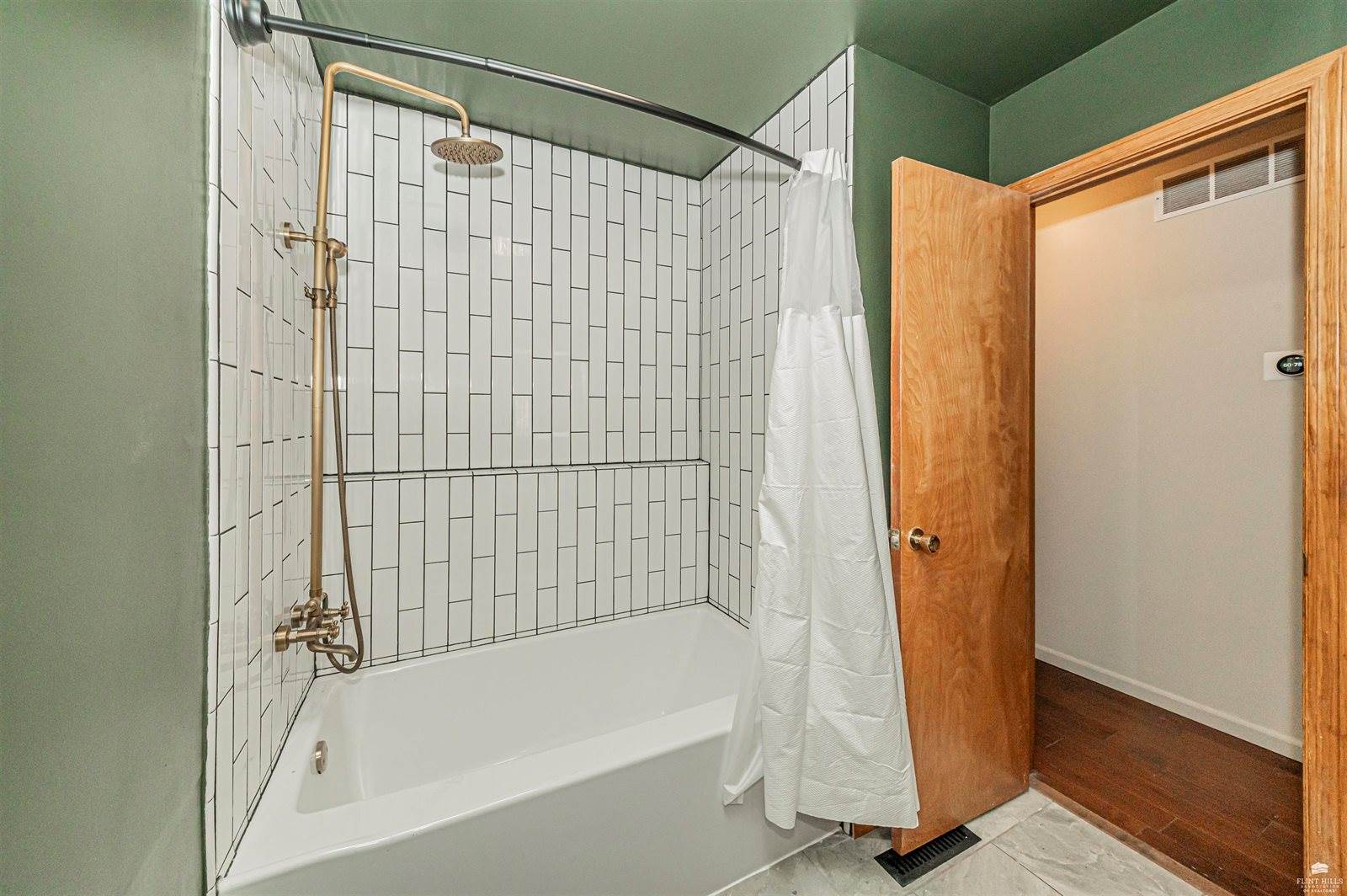 203 North Kaw Drive, Junction City, KS 66441