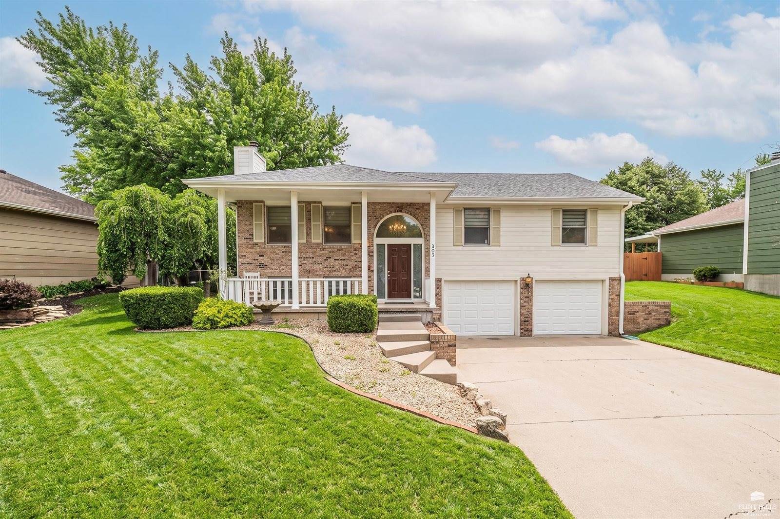 203 North Kaw Drive, Junction City, KS 66441