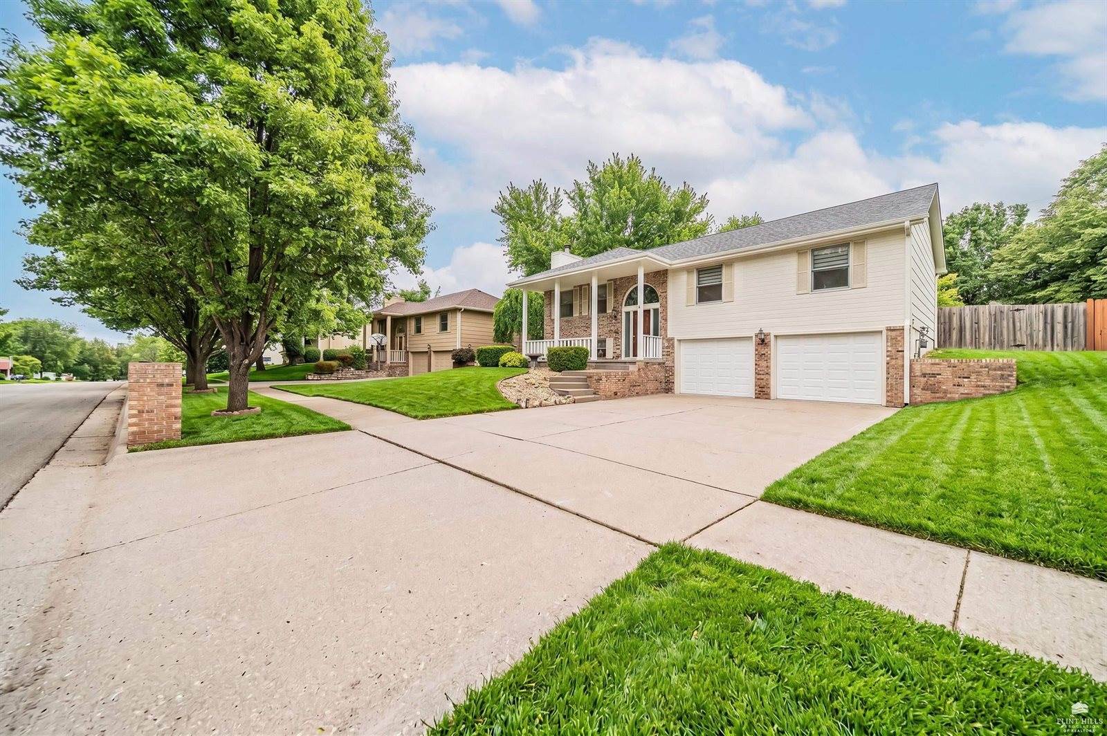 203 North Kaw Drive, Junction City, KS 66441
