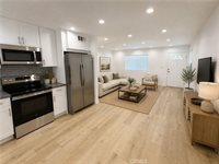 6709 Denny Ave, North Hollywood, CA 91606