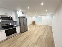 6709 Denny Ave, North Hollywood, CA 91606